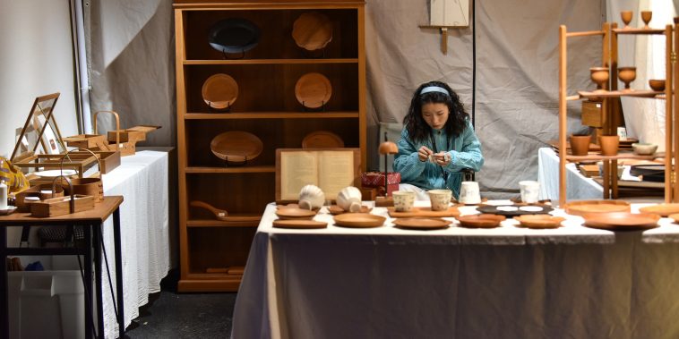 Prestige or Profit? The Dilemma Facing Jingdezhen’s Artists