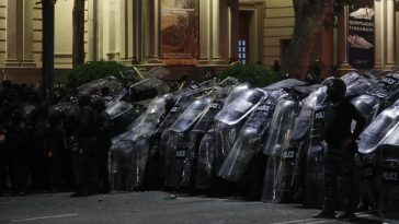 Protesty przetaczają się przez Gruzję. Ambasada RP w Tbilisi ostrzegła Polaków