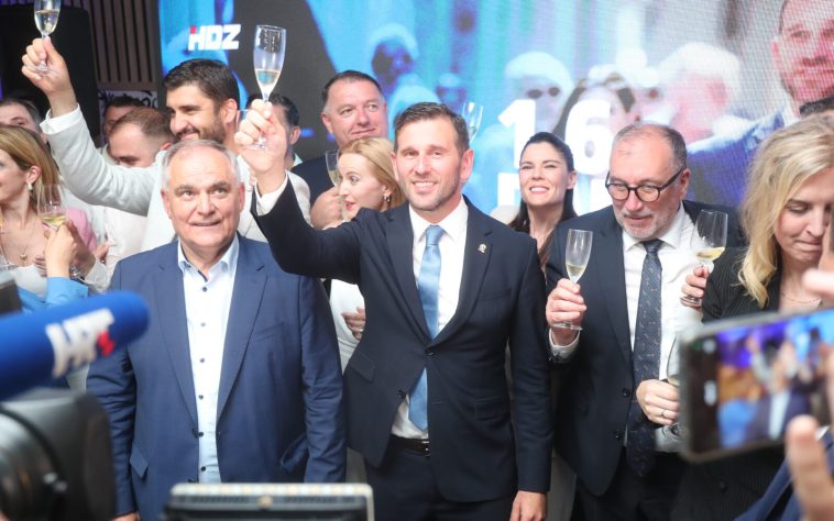 U drugom krugu lokalnih izbora preokret u Splitu, Vukovaru i Puli