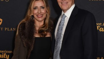 Jack Wagner Marries Michelle Wolf in Intimate Ceremony