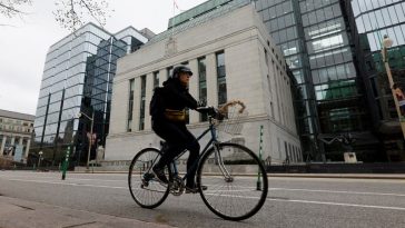 Bank of Canada holds key rate steady, but says a future cut is possible