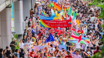 ส่องภาพประวัติศาสตร์ ‘Bangkok Pride Parade 2025’ ปิดฉากเซ็นทรัลเวิลด์คนทะลัก