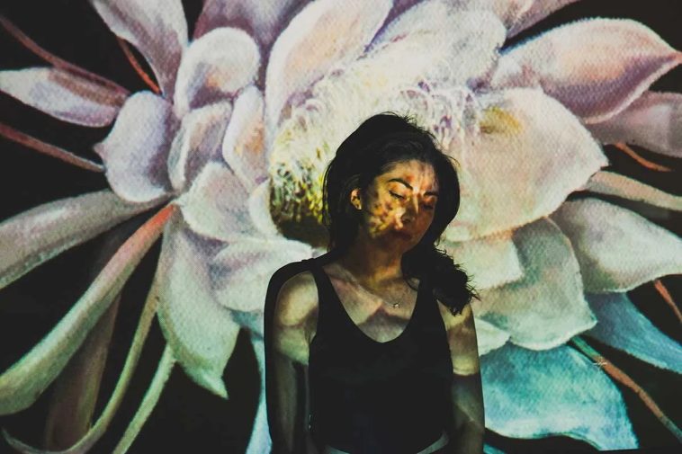 Review: Heather Maloney Mourns and Celebrates Her Father on ‘Exploding Star’