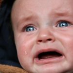 Oszuści wyłudzili niemal 15 mln zł. Wykorzystali wizerunek dziecka, które przegrało z chorobą