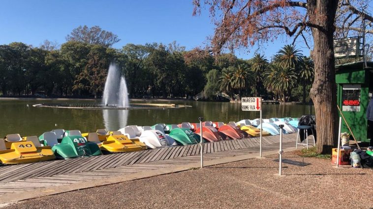 Actualizaron las tarifas y navegar media hora en el Laguito costará $12.500