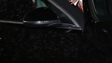 Angelina Jolie and Brad Pitt’s 20-year-old daughter, Zahara, sparks engagement rumors with diamond ring on date night