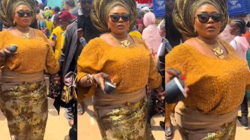 OJUDE OBA 2025: Lady reveals how a woman angr!ly hit her phone with a hand fan when she was recording her during the festival (WATCH)