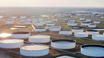 ‎US oil inventories fall 3.6M barrels last week