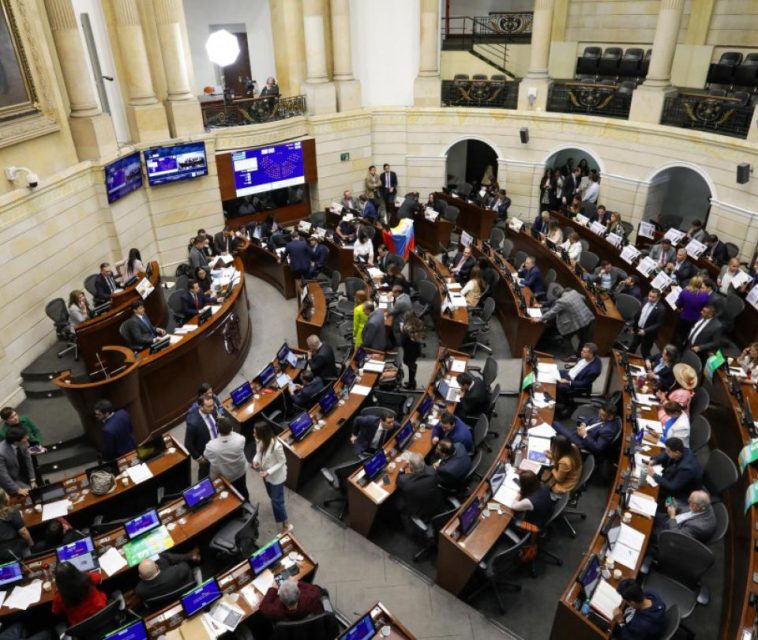 Así avanza discusión de reforma laboral en el Senado, tras decreto de consulta popular