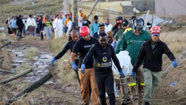 South Africa floods: Rescuers still pulling bodies out of water as death toll in reaches 86