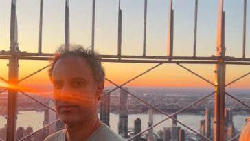 Four Tet Shares New Song “Into Dust (Still Fading)”: Listen