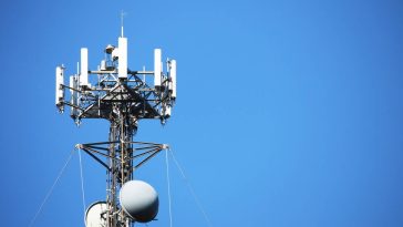 Uncle Sam seeks time in tower dump data grab case after judge calls it ‘unconstitutional’