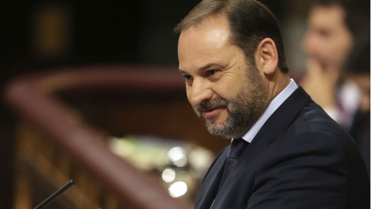 Los bonos pasan por alto los escándalos de corrupción