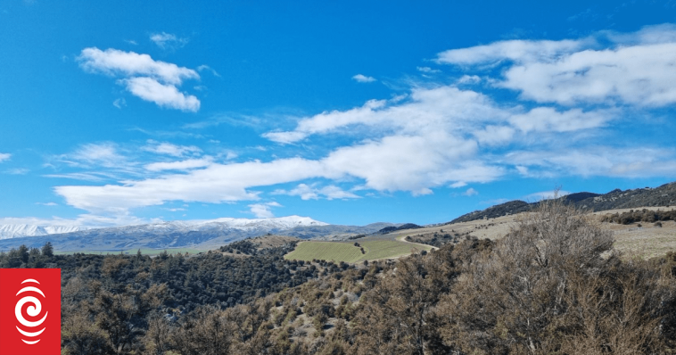 Local opposition to Central Otago goldmine conducts public meetings