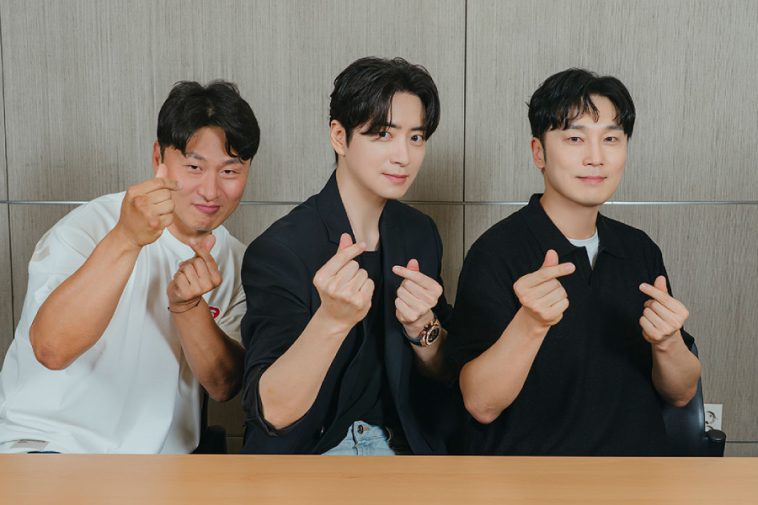 Lee Jun Hyuk, Seo Hyun Woo, And Oh Dae Hwan Bring Office Drama To Life At Script Reading For Upcoming Drama
