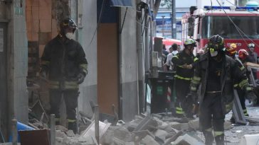 Esplosione per una bombola a Napoli, un morto