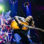 Explore the Art of Flatpicking Through Two Standout Billy Strings Solos