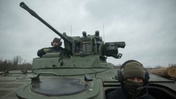 Egyetlen mozdulattal rúgta ki Ukrajna lábát Trump, olyan megyébe törtek be az oroszok, ahova még soha