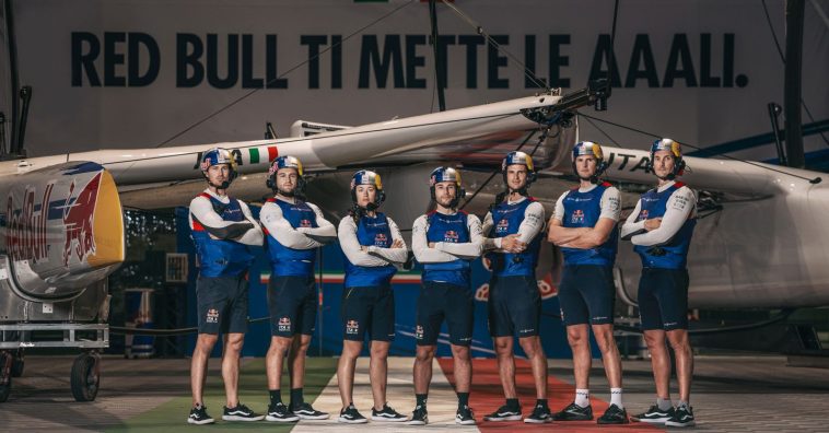 Red Bull ha presentato la nuova sailing academy e il team italiano SailGp con Ruggero Tita e James Spithill