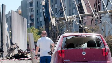 Esplosione di un deposito Gpl a Roma, morto uno dei feriti