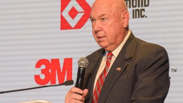 Encargado de Negocios de EE. UU. vuelve a Colombia con preocupaciones