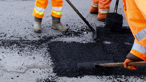 Repairs slowdown drags construction back into reverse