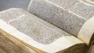 Medieval preacher invoked chivalric hero as a meme in sermon