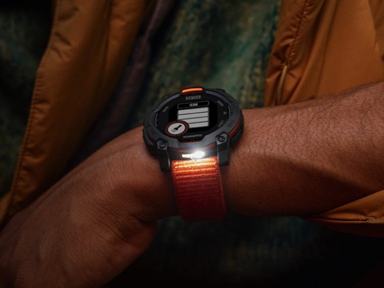 New Garmin beta smartwatch update fixes flashlight issue