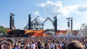 Tomorrowland Goes on as Scheduled After New Mainstage Erected: Watch the Livestream