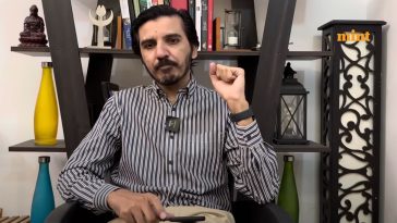 Pakistan punishes parrot sellers for selling birds to a journalist they don’t like: No, this is not a joke