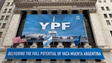 Burford criticó a Donald Trump por respaldar a la Argentina ante la Justicia