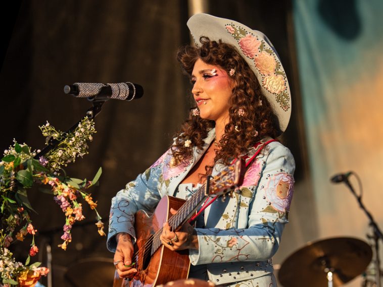 Sierra Ferrell performed at the Dune Peninsula on July 20, 2025