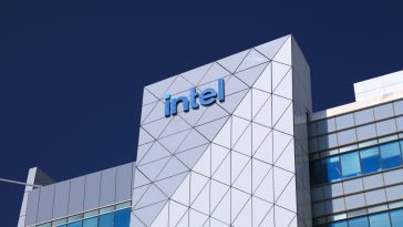 Intel earnings bring more questions than answers, sending the stock lower