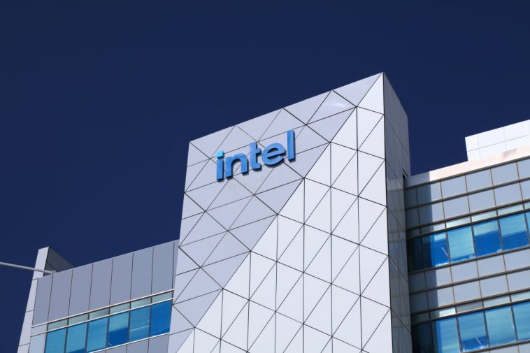 Intel earnings bring more questions than answers, sending the stock lower