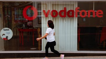 EE, Vodafone and BT Networks Go Down: What’s Going On?