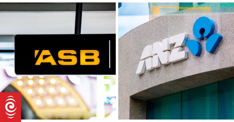 Lawyer calls for investigation into MBIE officials over banking class action