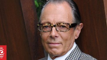 Jewellery entrepreneur Sir Michael Hill dies