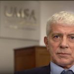 La oferta del ministro Cúneo Libarona a un polémico personaje estadounidense