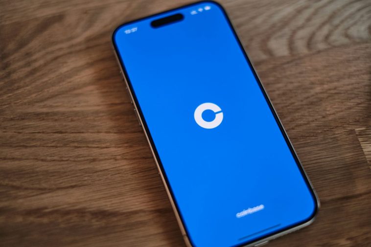 Coinbase Increases Bitcoin Holdings, Plans Tokenized Stocks In U.S.