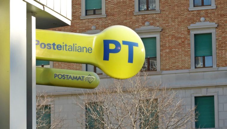 Le app di Poste Italiane smettono di funzionare: cosa cambia e da quando