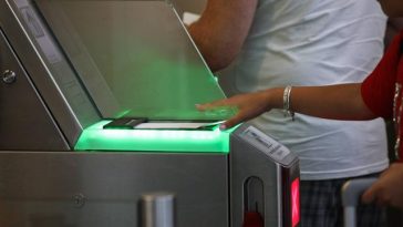 Nie trzeba będzie wyjmować elektroniki z bagażu. Lotnisko Chopina kupuje nowoczesne skanery