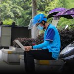 Local Governments Relax Rules on Civil Servant Side Hustles