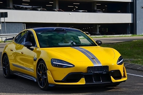 Xiaomi Employs BMW’s EV Creative Mind