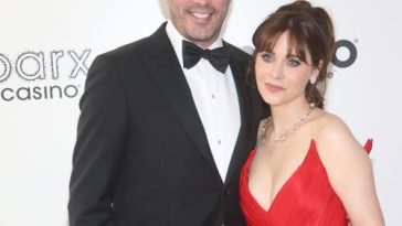 Jonathan Scott celebrates two years engaged to Zooey Deschanel