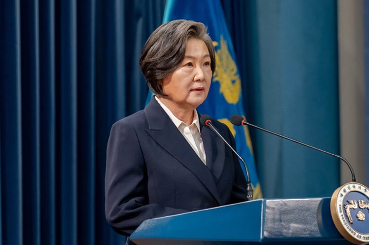 Kim Hae Sook Brings Sharp Decisiveness And Charisma As South Korea’s President In New Drama “Tempest”