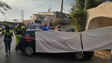 Sparatoria a Forio d’Ischia, 69enne uccide madre di ex moglie, il compagno e si suicida