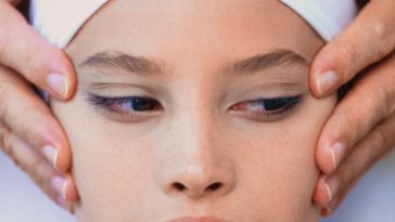 Want to Get a Facelift Abroad? You Might Need a Plastic Surgery Broker