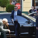 TIME TO SAY GOODBYE: Iza Dodika ostaju strah, urušena ekonomija, gradovi bez ljudi, siromašan narod