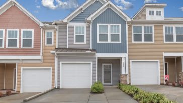 Home Prices Tick Down 0.1% in July, Fall in 39 of the Top 50 U.S. Metros