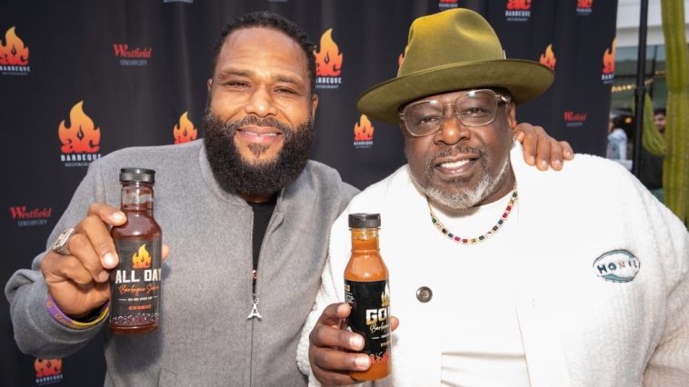 Cedric The Entertainer And Anthony Anderson Double The Sauce At AC Barbeque